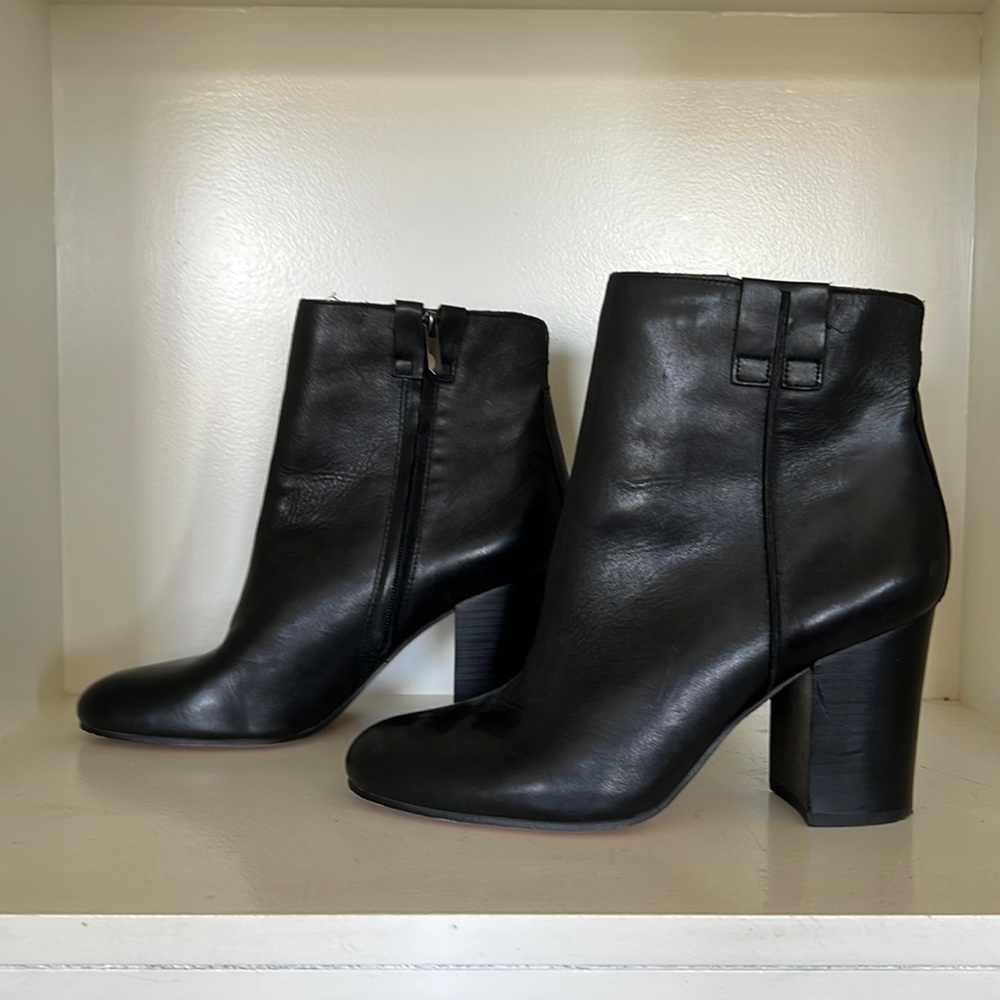 Sam Edelman Black Leather Ankle Booties